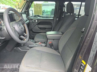 2024 Jeep Wrangler Sport S - miniatura 6