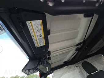 2024 Jeep Wrangler Sport S - miniatura 17