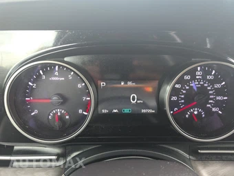 2024 Kia Carnival MPV EX 121.7" WB - miniatura 12