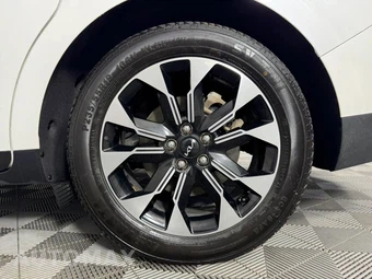2024 Kia Carnival MPV EX 121.7" WB - miniatura 45