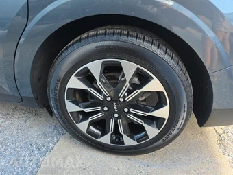 2024 Kia Carnival MPV EX 121.7" WB - miniatura 11