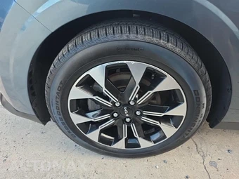2024 Kia Carnival MPV EX 121.7" WB - miniatura 8