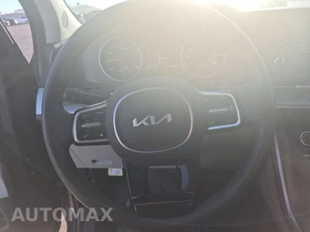 2024 Kia Carnival MPV LX 121.7" WB - miniatura 10