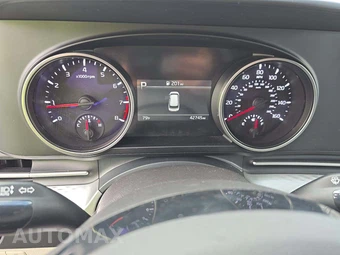 2024 Kia Carnival MPV LX w/ Seat Package 121.7" WB - miniatura 9