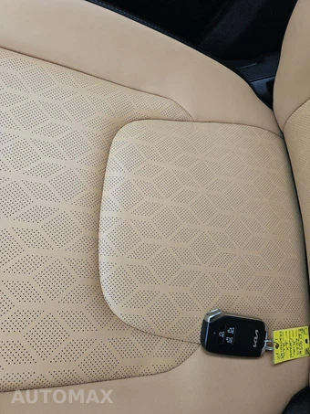 2024 Kia Carnival MPV LX w/ Seat Package 121.7" WB - miniatura 5