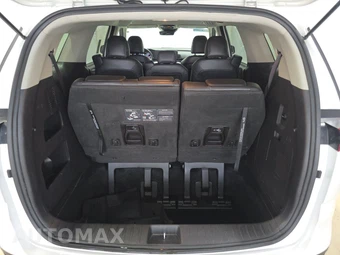 2024 Kia Carnival MPV LX w/ Seat Package 121.7" WB - miniatura 17