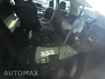 2024 Kia Carnival MPV LX w/ Seat Package 121.7" WB - miniatura 17