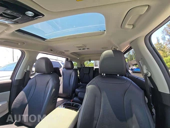 2024 Kia Carnival MPV SX Prestige 121.7" WB - miniatura 11