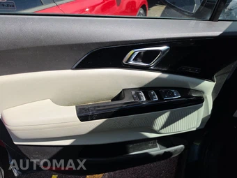 2024 Kia Carnival MPV SX Prestige 121.7" WB - miniatura 9