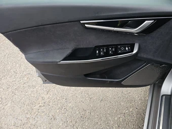 2024 Kia EV6 GT - miniatura 9