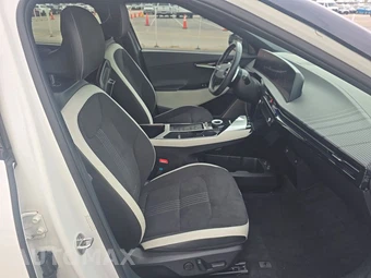 2024 Kia EV6 GT-Line - miniatura 8