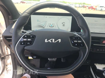 2024 Kia EV6 GT-Line - miniatura 10