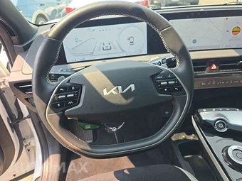 2024 Kia EV6 GT-Line – miniatura 10