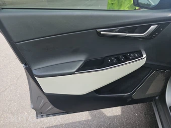 2024 Kia EV6 GT-Line - miniatura 9