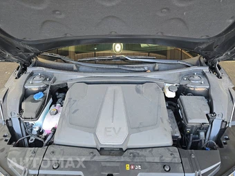 2024 Kia EV6 GT-Line - miniatura 15