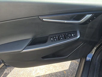 2024 Kia EV6 Light Long Range - miniatura 9