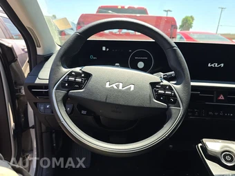 2024 Kia EV6 Light Long Range - miniatura 10