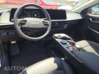 2024 Kia EV6 Light Long Range - miniatura 11