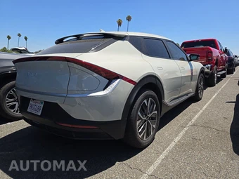 2024 Kia EV6 Light Long Range - miniatura 4
