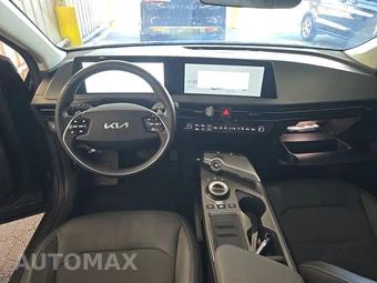 2024 Kia EV6 Light Long Range - miniatura 11