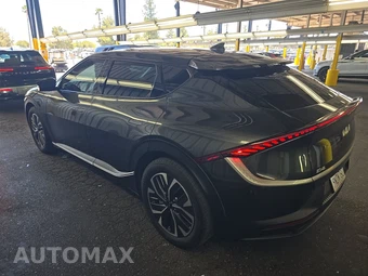 2024 Kia EV6 Light Long Range - miniatura 6