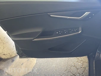 2024 Kia EV6 Light Long Range - miniatura 9