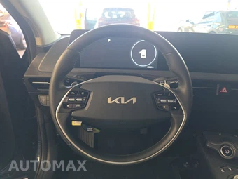2024 Kia EV6 Light Long Range - miniatura 10