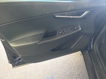 2024 Kia EV6 Light Long Range - miniatura 9
