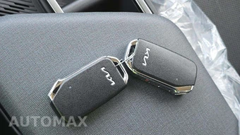 2024 Kia EV6 Light Long Range - miniatura 17