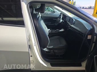 2024 Kia EV6 Light Long Range - miniatura 8