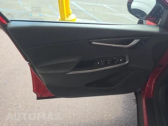 2024 Kia EV6 Light Long Range - miniatura 9