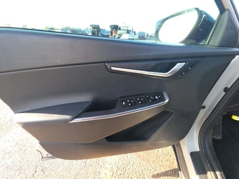 2024 Kia EV6 Light Long Range – miniatura 9