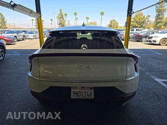 2024 Kia EV6 Light Long Range - miniatura 5