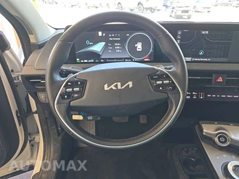 2024 Kia EV6 Light Long Range - miniatura 10