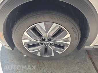 2024 Kia EV6 Light Long Range – miniatura 17