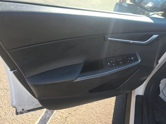 2024 Kia EV6 Light Long Range – miniatura 9