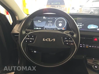 2024 Kia EV6 Light Long Range - miniatura 10