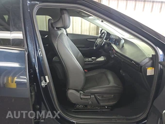 2024 Kia EV6 Light Long Range - miniatura 8