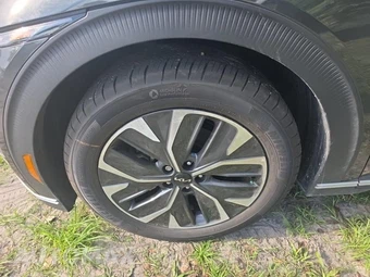 2024 Kia EV6 Light Long Range - miniatura 17