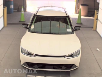 2024 Kia EV6 Light Long Range - miniatura 2