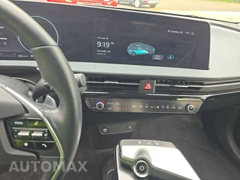 2024 Kia EV6 Light Long Range - miniatura 11