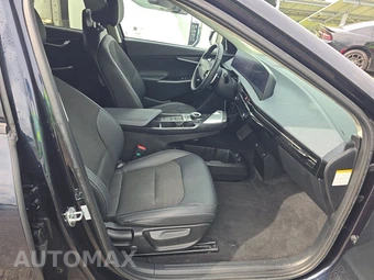 2024 Kia EV6 Light Long Range - miniatura 8