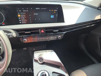 2024 Kia EV6 Light Long Range - miniatura 11