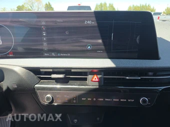 2024 Kia EV6 Light Long Range - miniatura 11