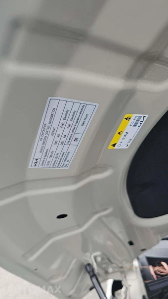 2024 Kia EV6 Light Long Range - miniatura 22