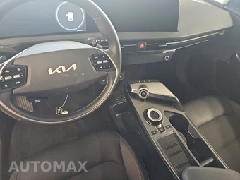 2024 Kia EV6 Light Long Range - miniatura 11