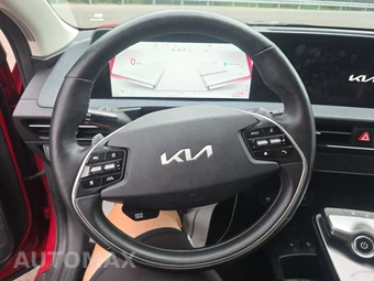 2024 Kia EV6 Light Long Range - miniatura 10