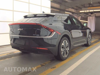 2024 Kia EV6 Light Long Range - miniatura 4