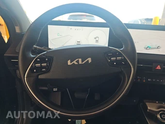 2024 Kia EV6 Light Long Range - miniatura 10