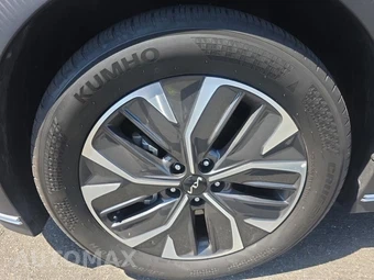 2024 Kia EV6 Light Long Range - miniatura 17